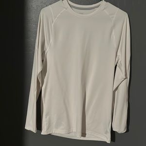 women’s long sleeve compression shirt